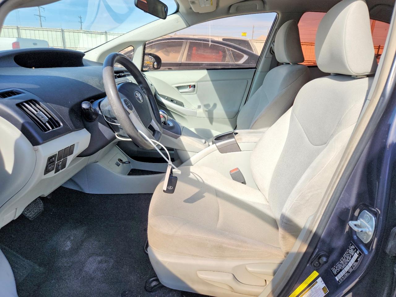 2014 TOYOTA PRIUS