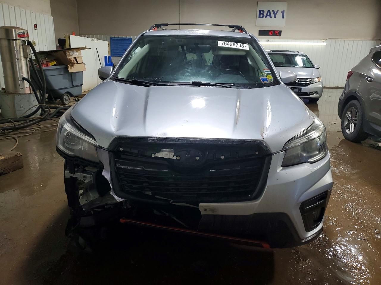 2019 SUBARU FORESTER