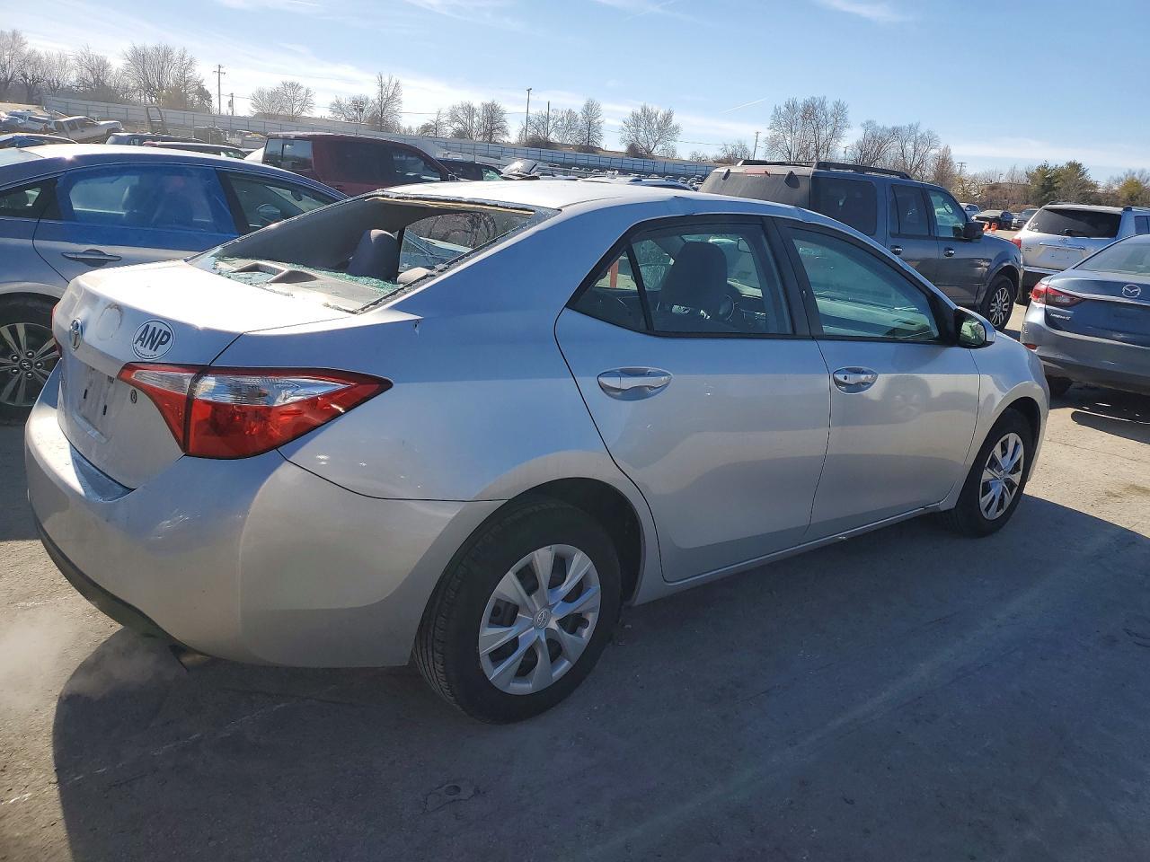 2015 TOYOTA COROLLA