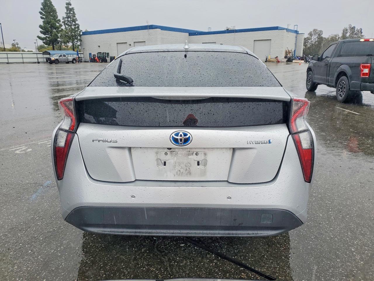 2018 TOYOTA PRIUS