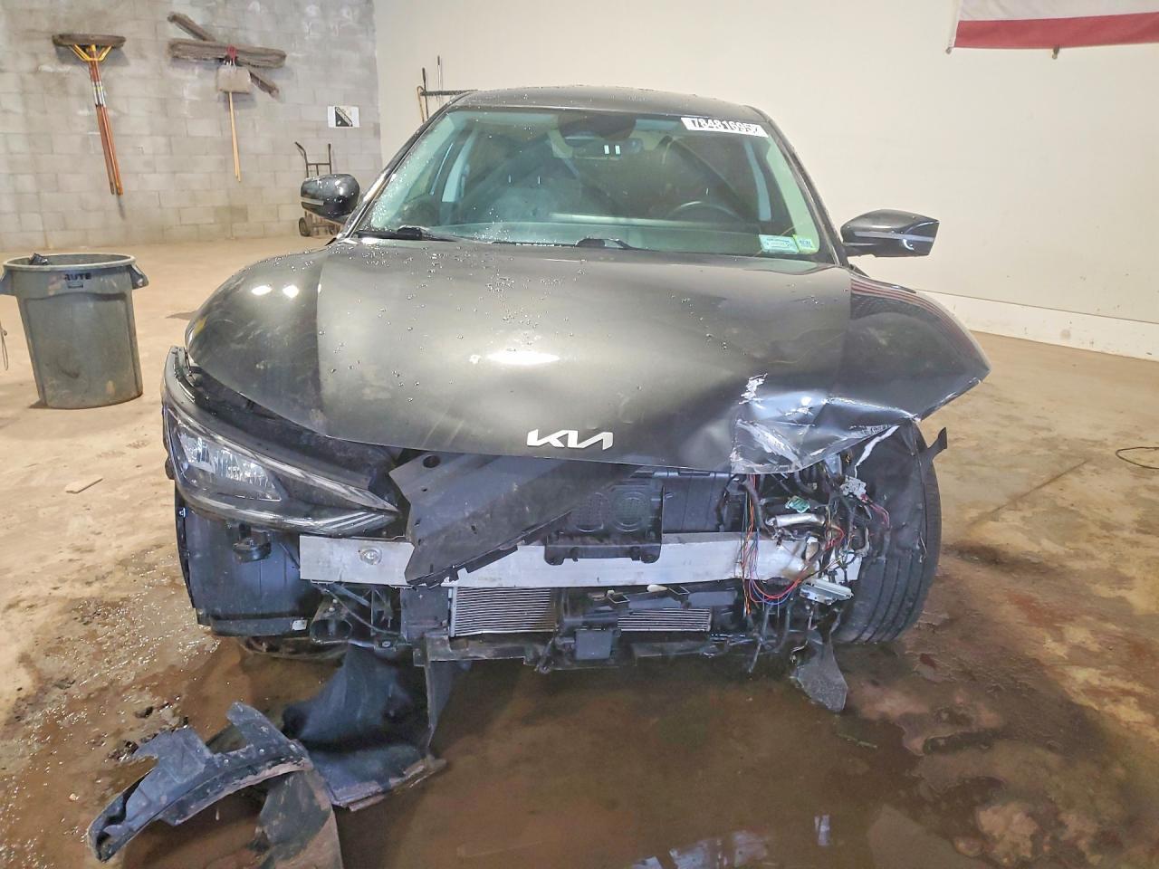 2023 KIA EV6