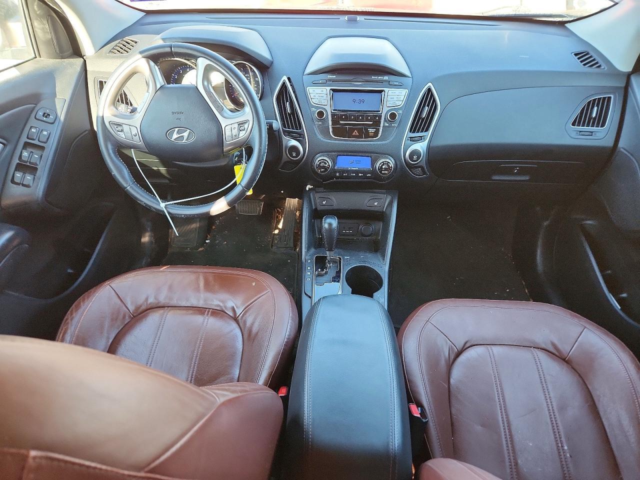 2010 HYUNDAI TUCSON