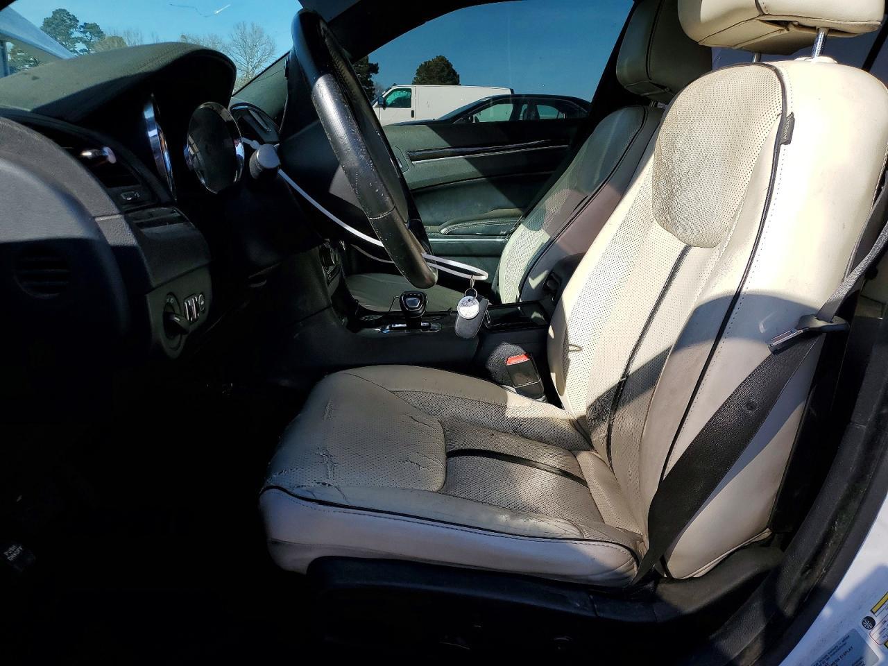 2014 CHRYSLER 300