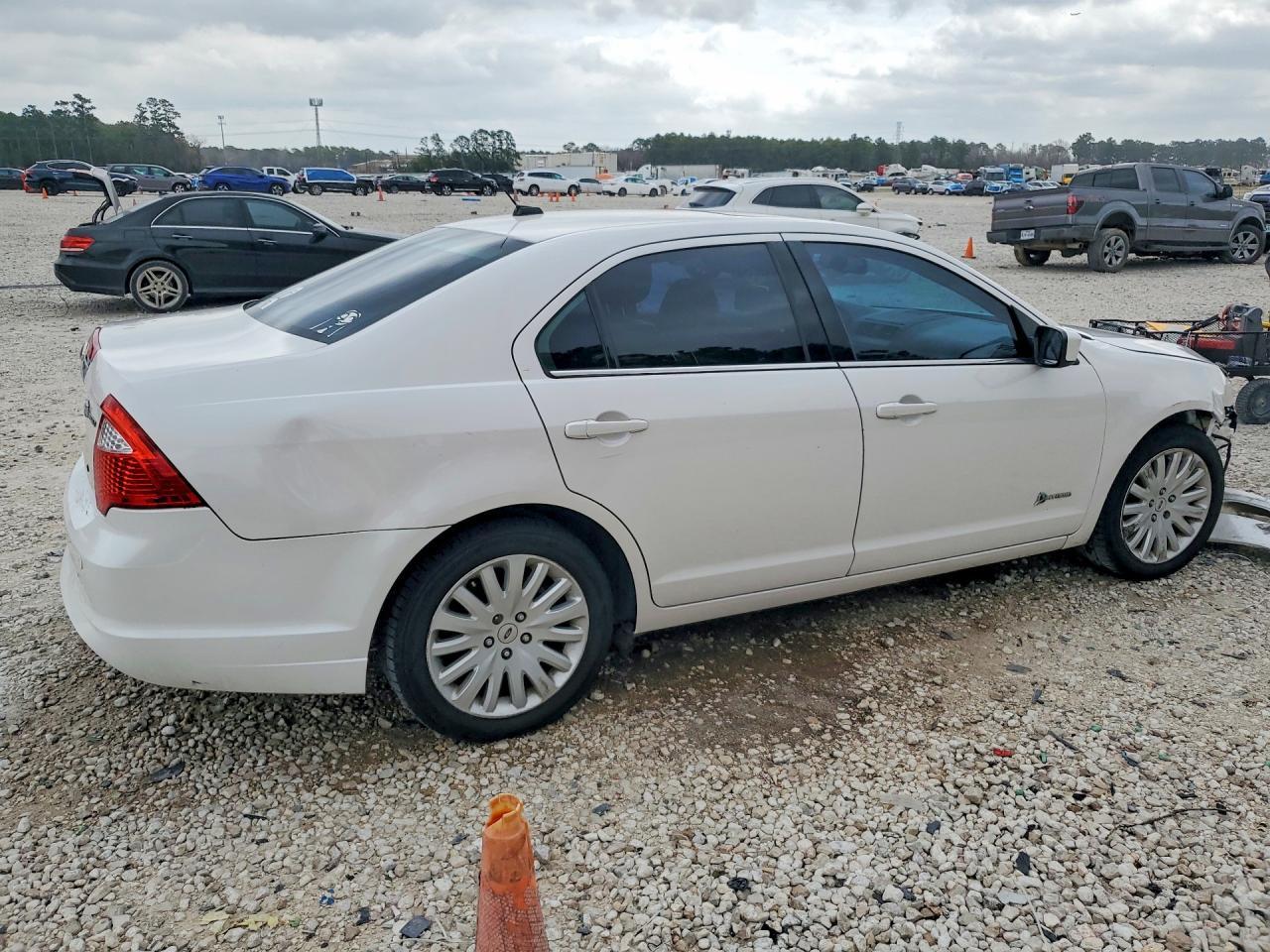 2010 FORD FUSION