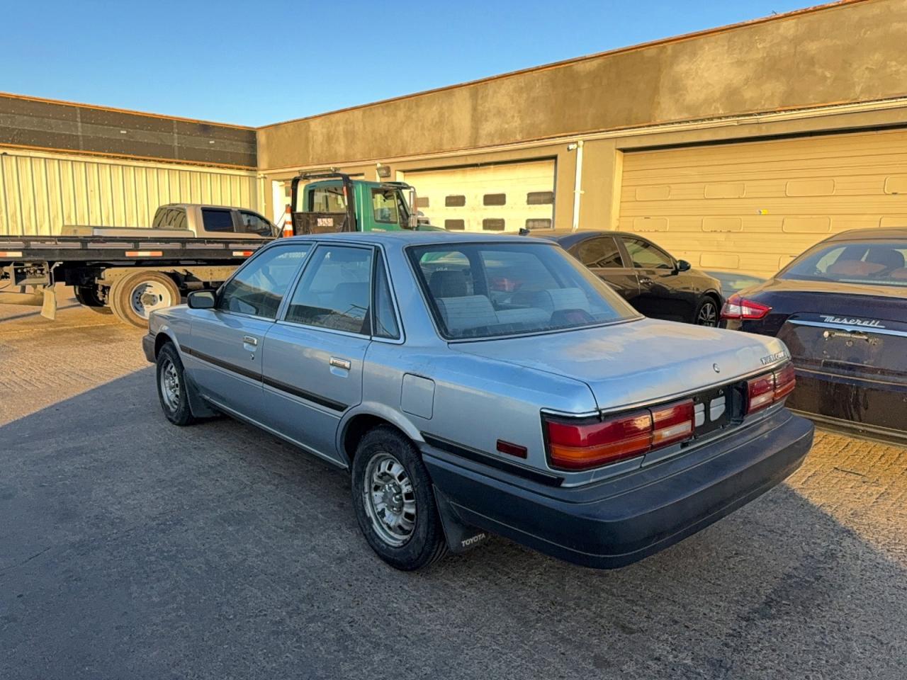 1990 TOYOTA