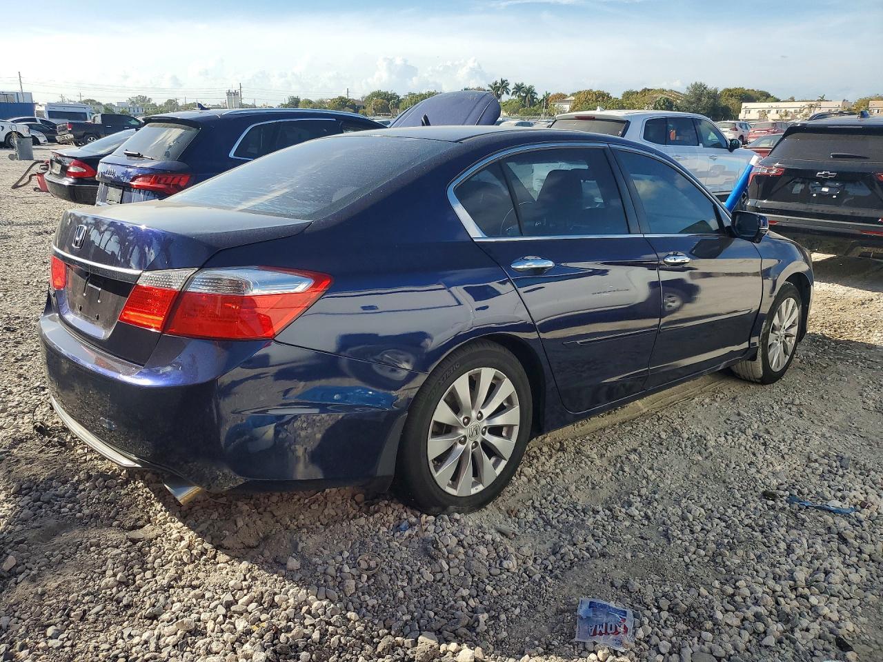 2015 HONDA ACCORD