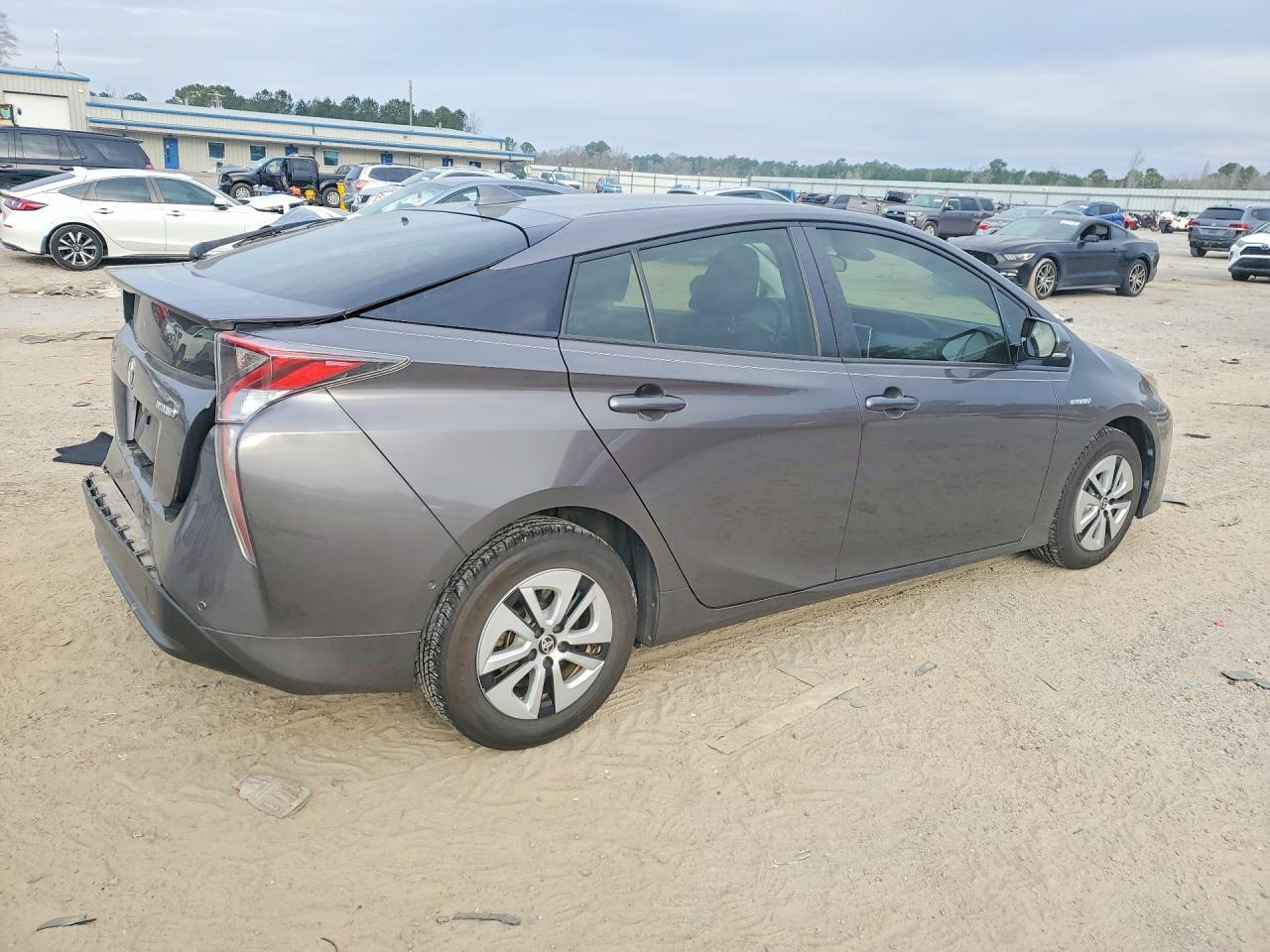 2018 TOYOTA PRIUS