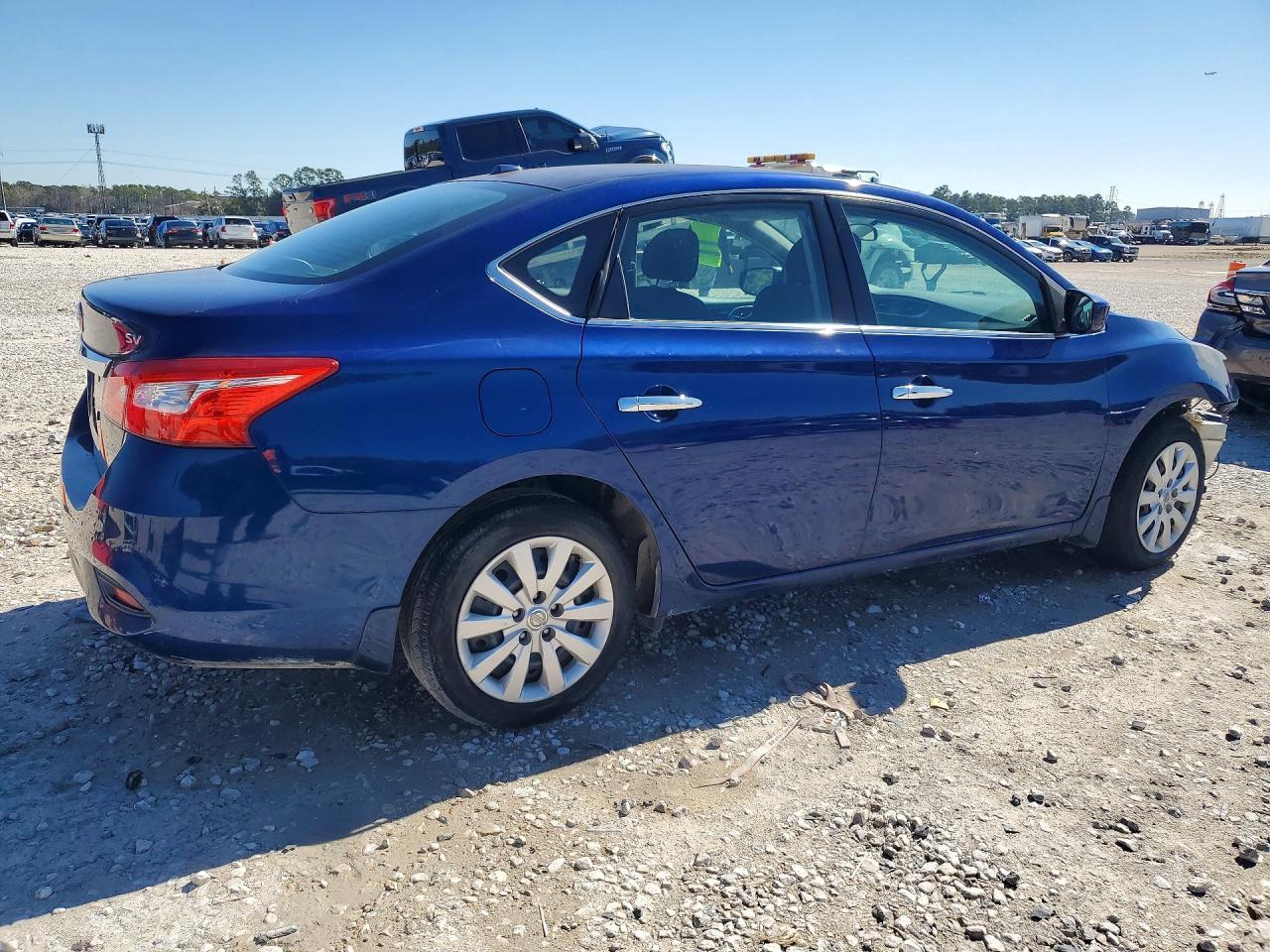 2017 NISSAN SENTRA