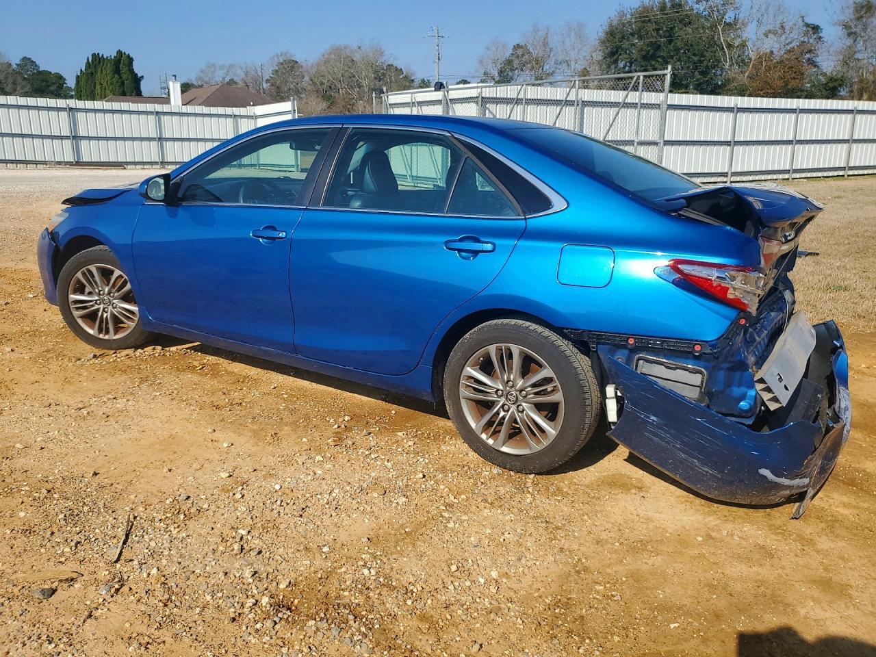 2017 TOYOTA CAMRY