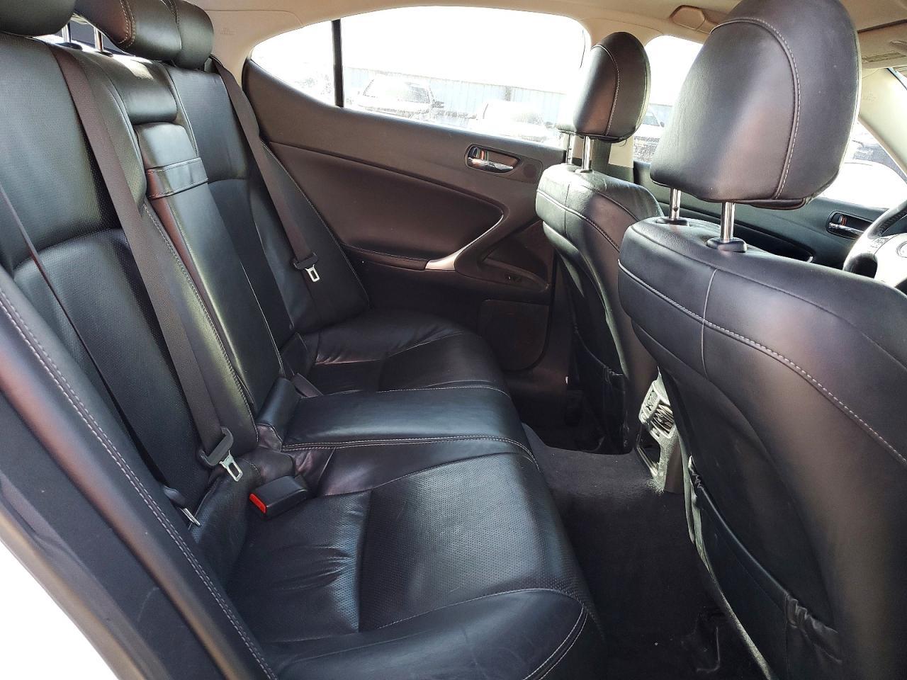 2010 LEXUS IS 250