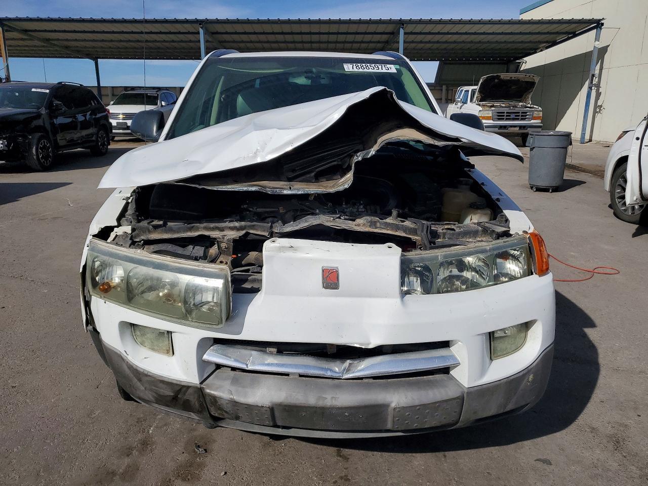 2004 SATURN Vue