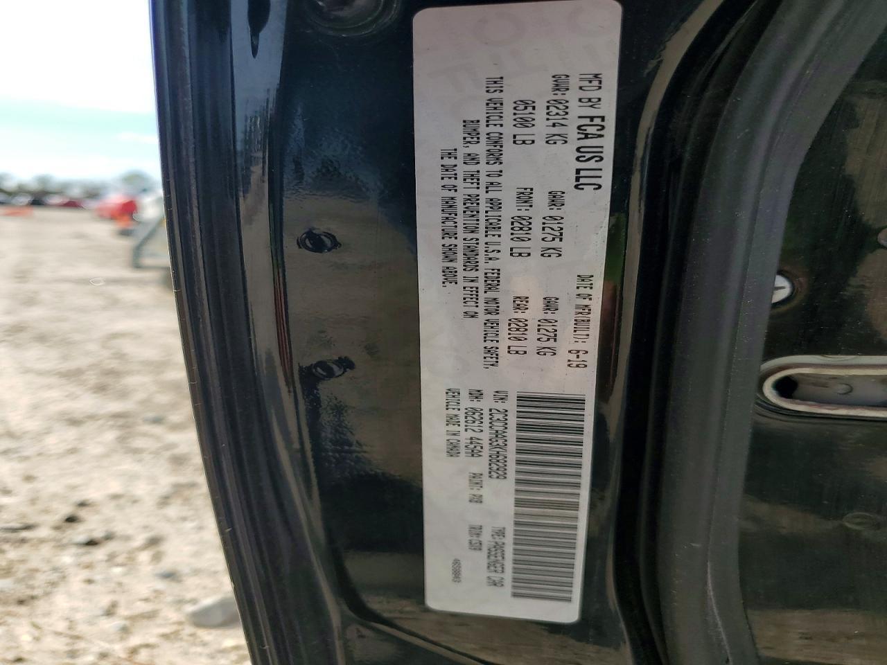2019 CHRYSLER 300