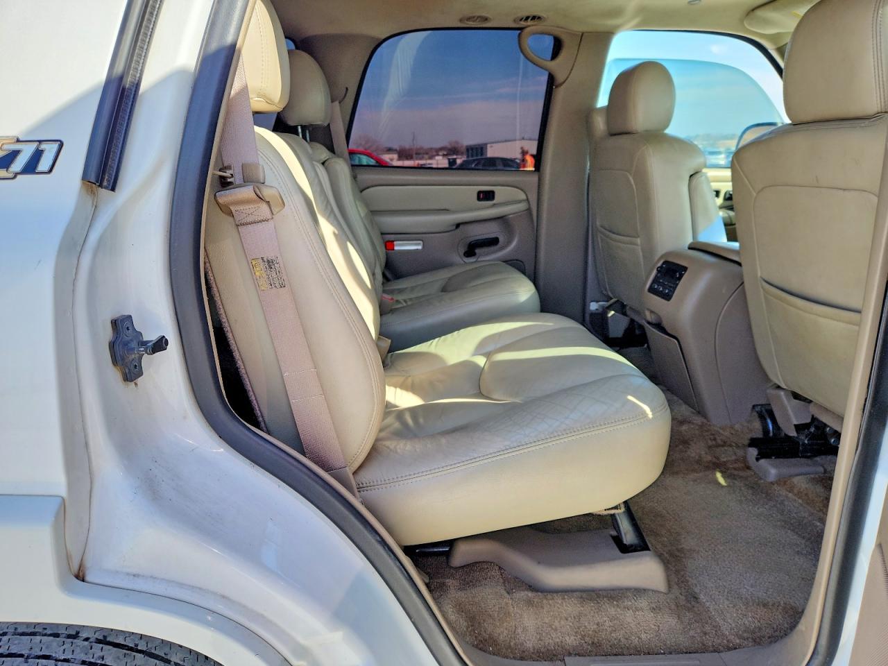 2003 CHEVROLET Tahoe