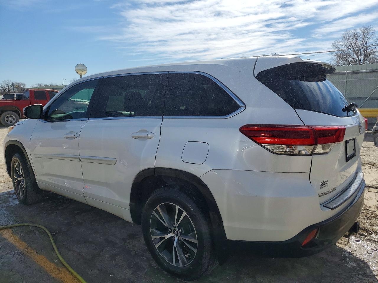 2017 TOYOTA HIGHLANDER