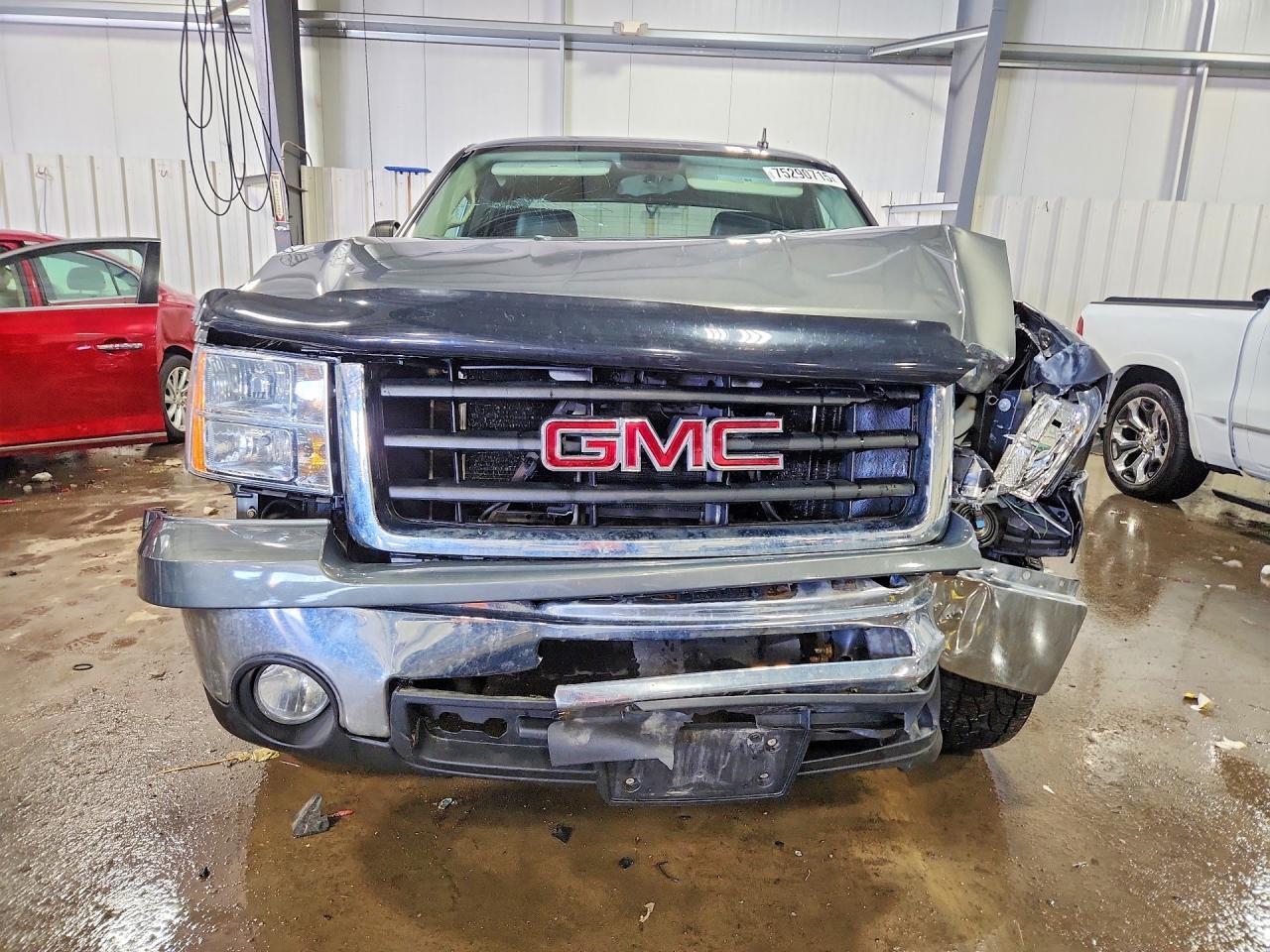 2011 GMC Sierra