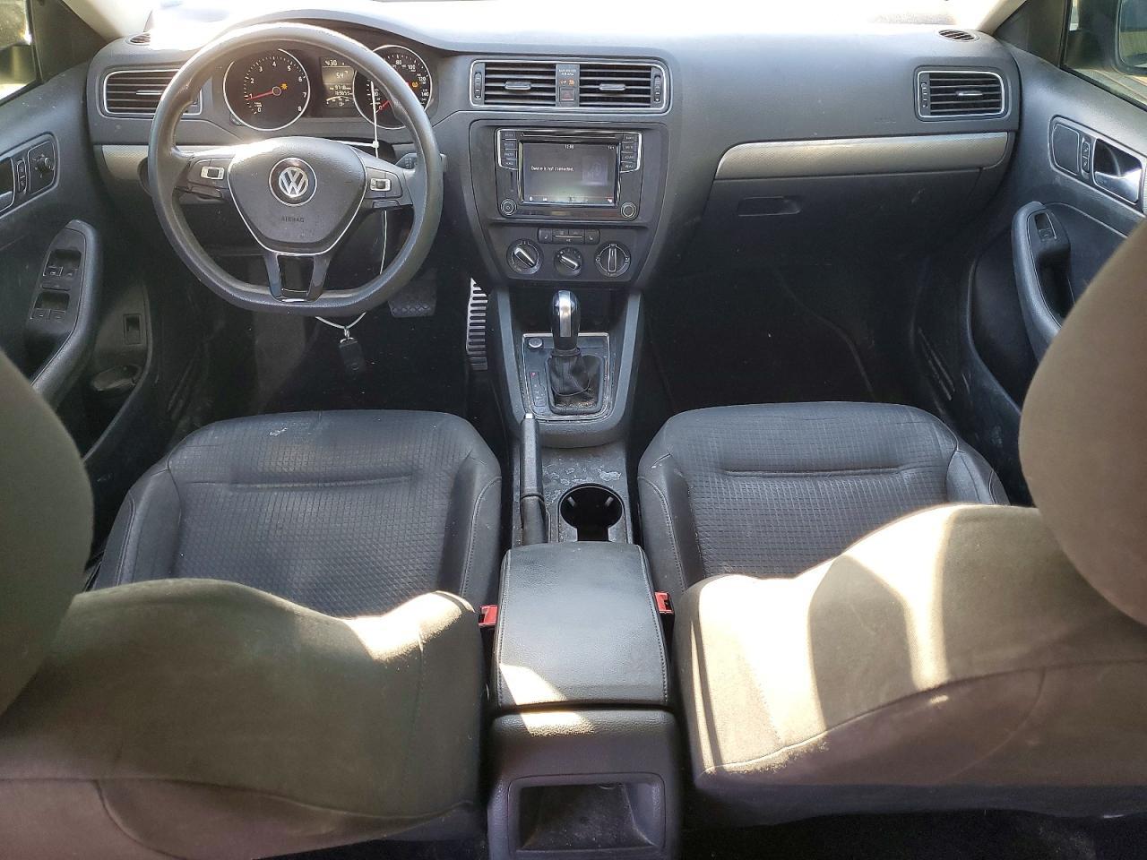 2016 VOLKSWAGEN JETTA