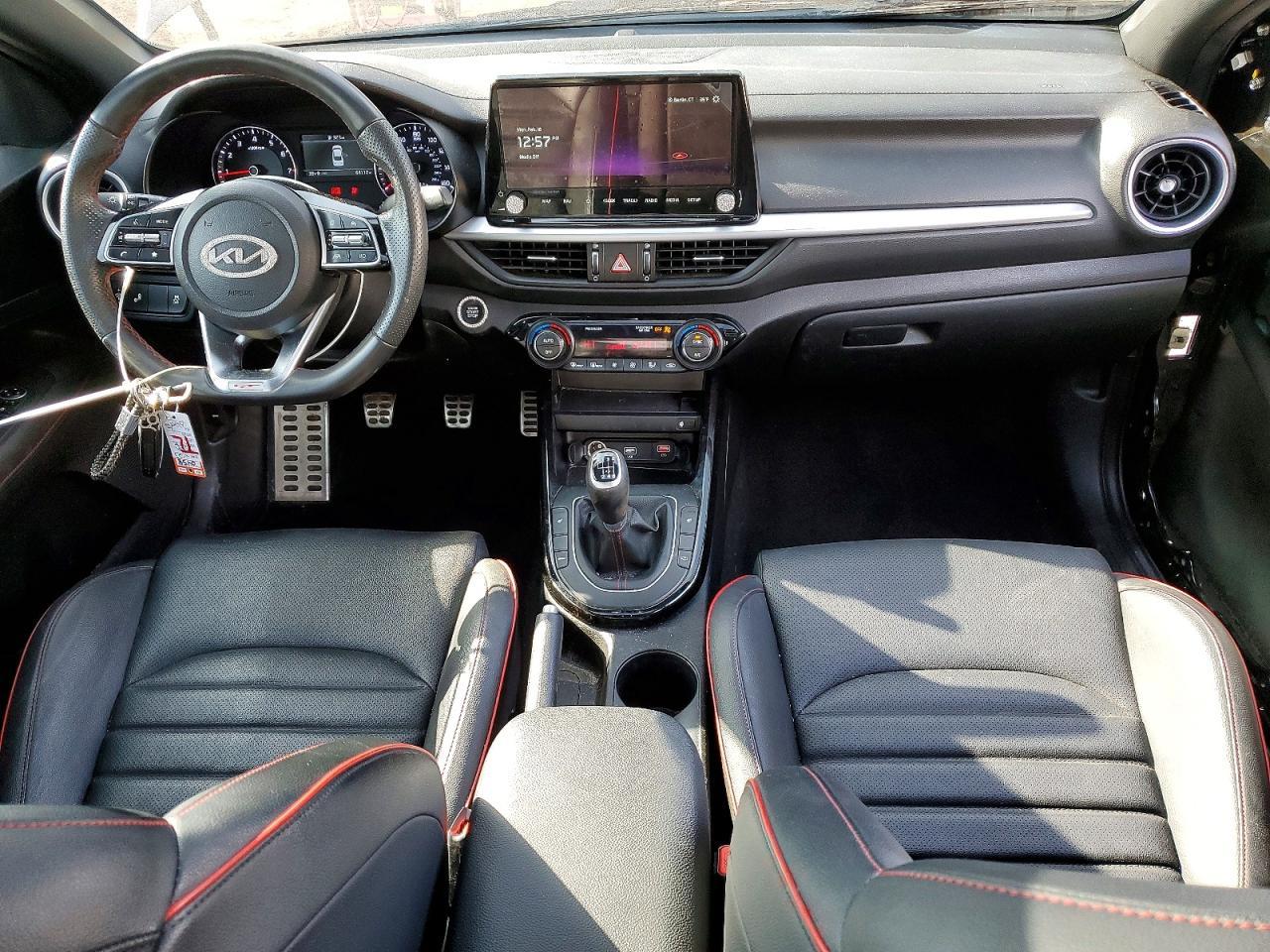 2023 KIA FORTE