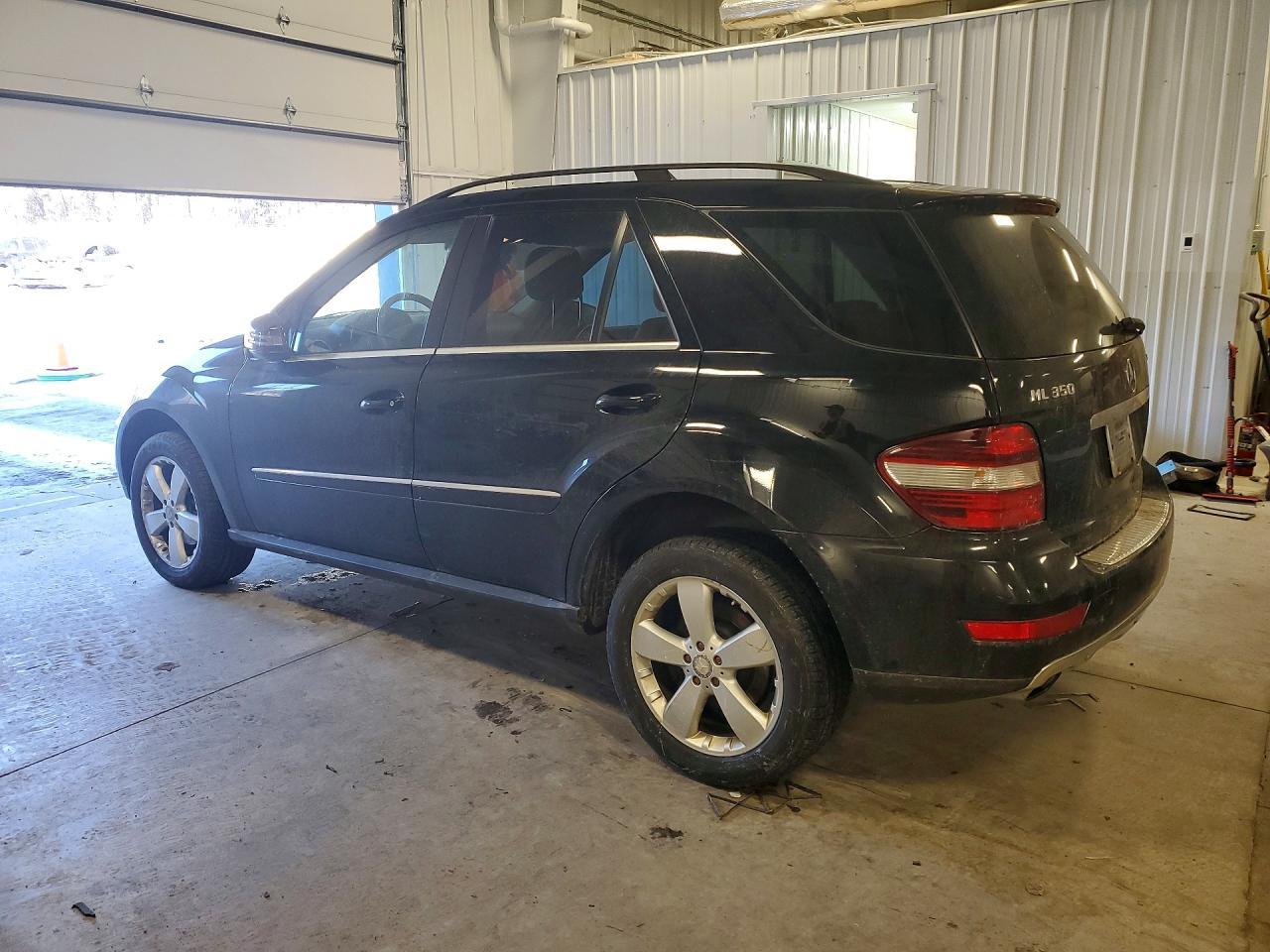 2011 MERCEDES-BENZ ML-Class