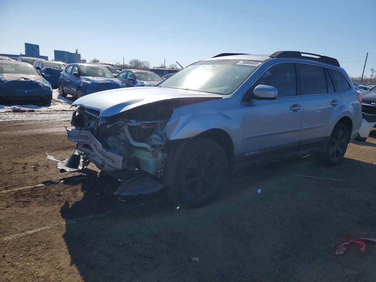 2013 SUBARU Outback