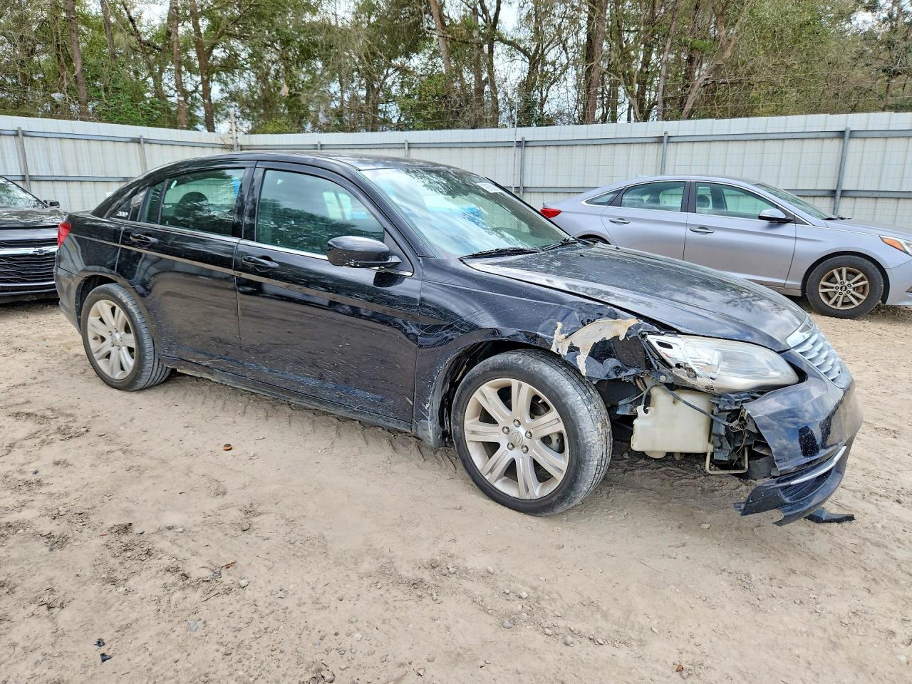 2013 CHRYSLER 200