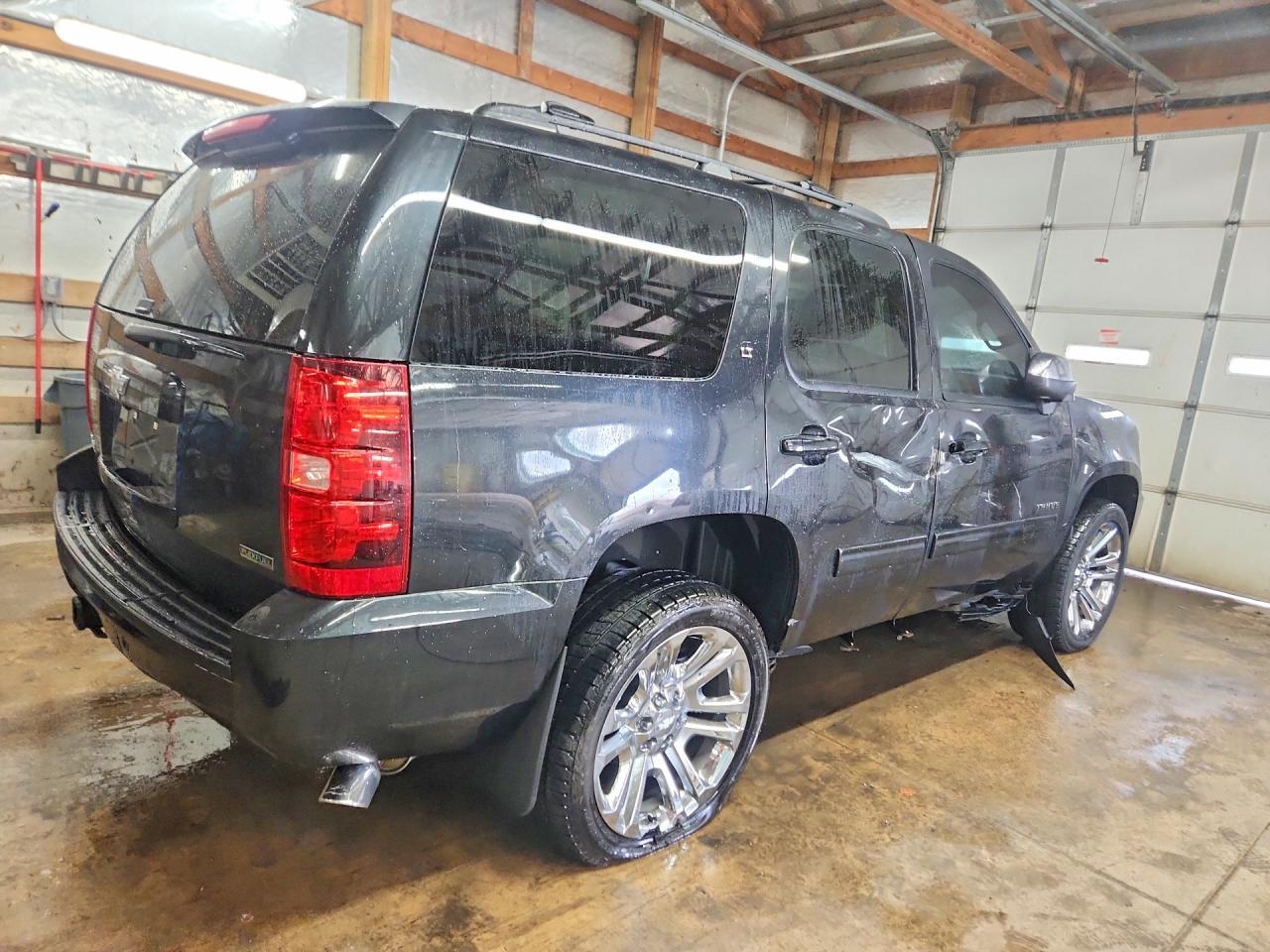 2011 CHEVROLET Tahoe