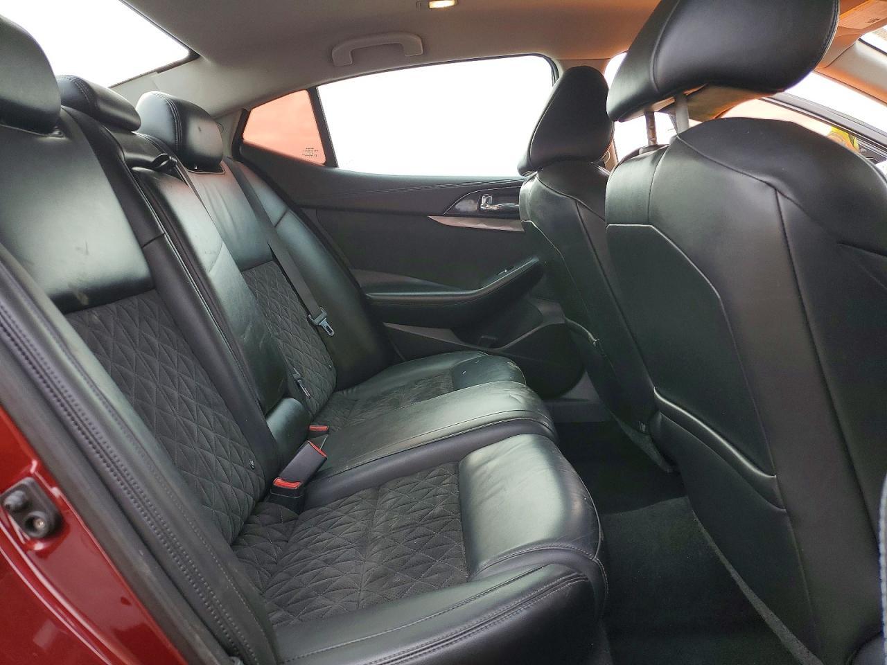 2016 NISSAN Maxima