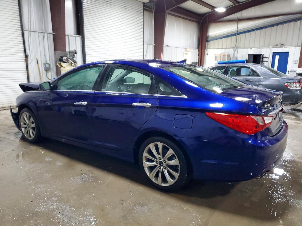2011 HYUNDAI SONATA