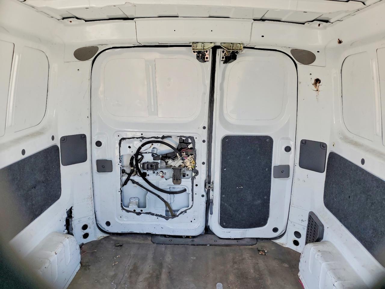 2016 NISSAN NV 200