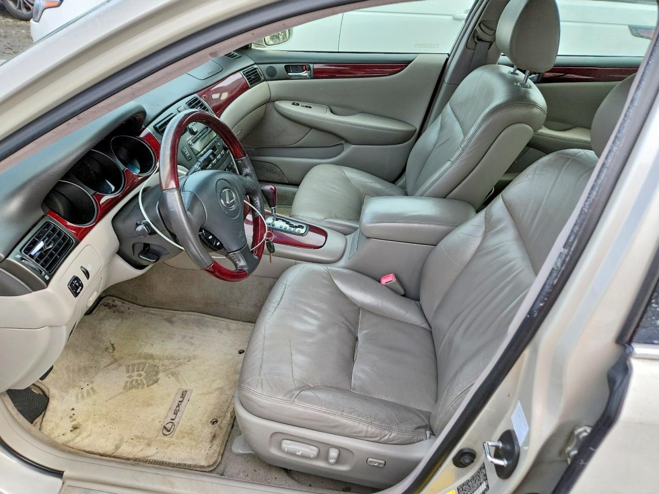 2004 LEXUS ES 330