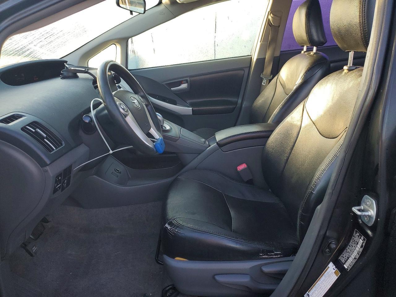 2011 TOYOTA PRIUS