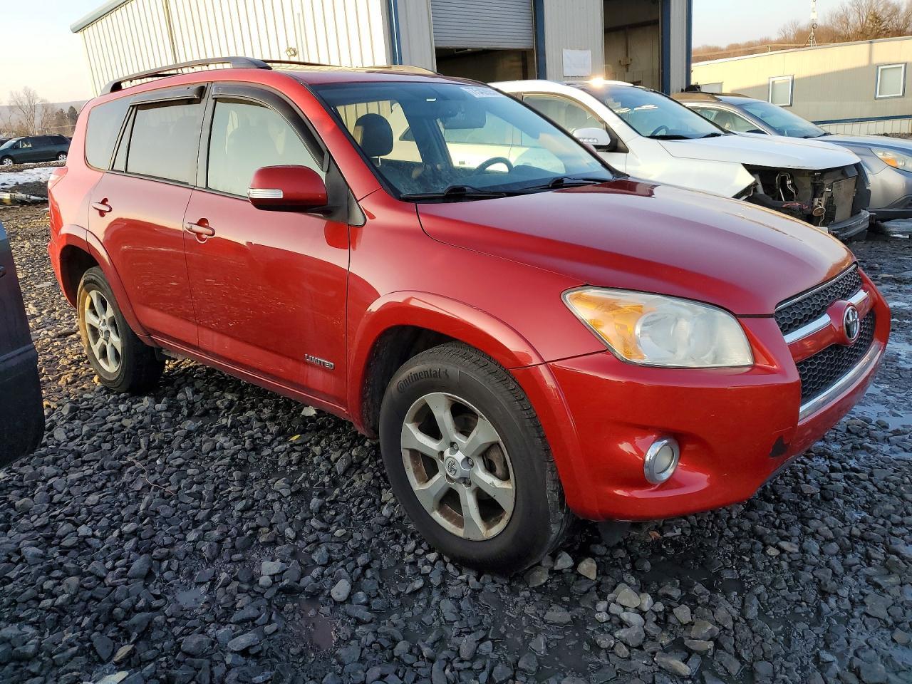 2011 TOYOTA RAV4