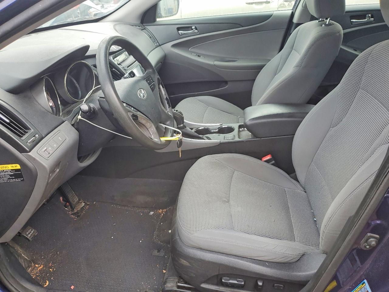 2013 HYUNDAI SONATA