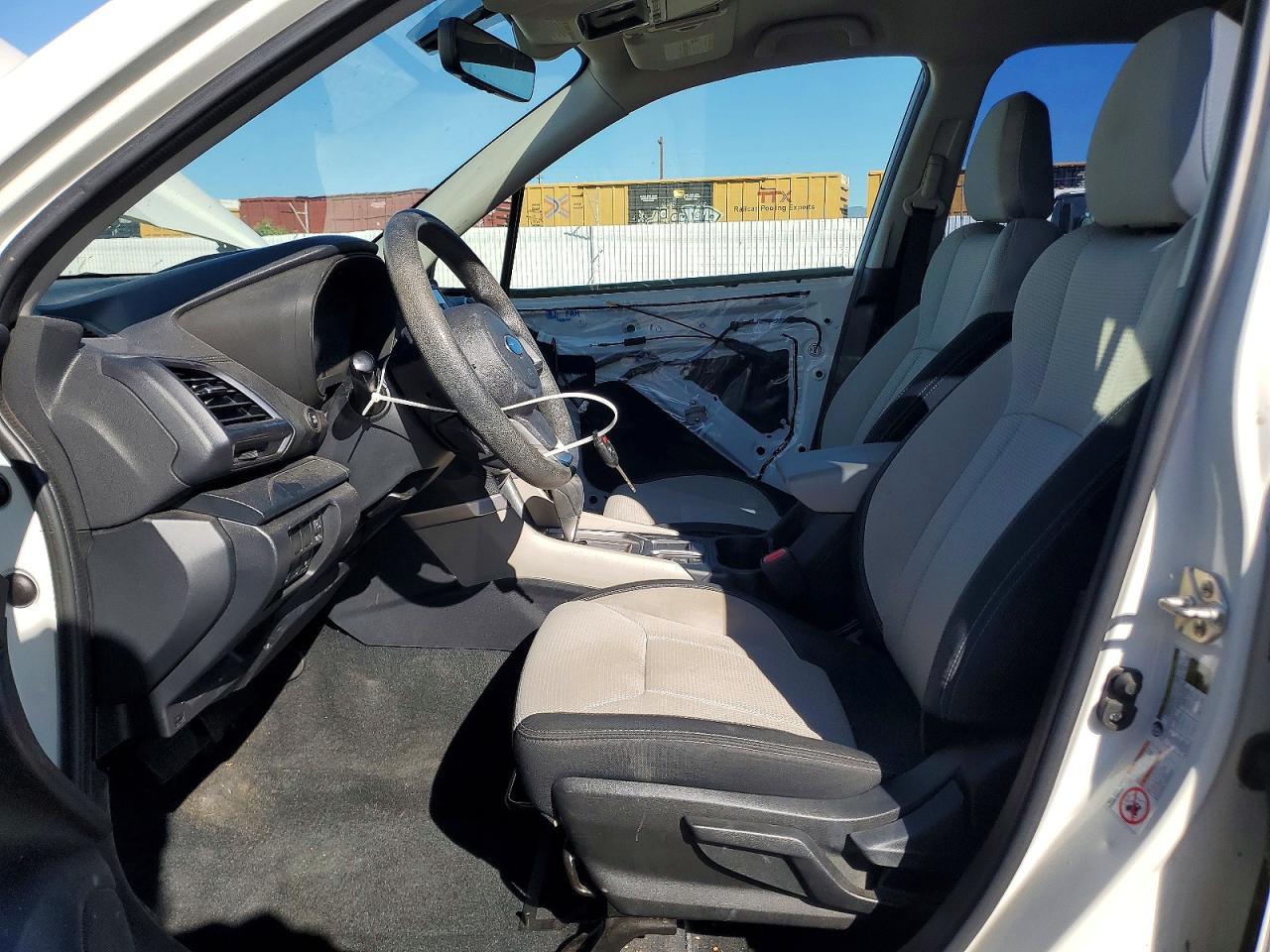 2020 SUBARU FORESTER