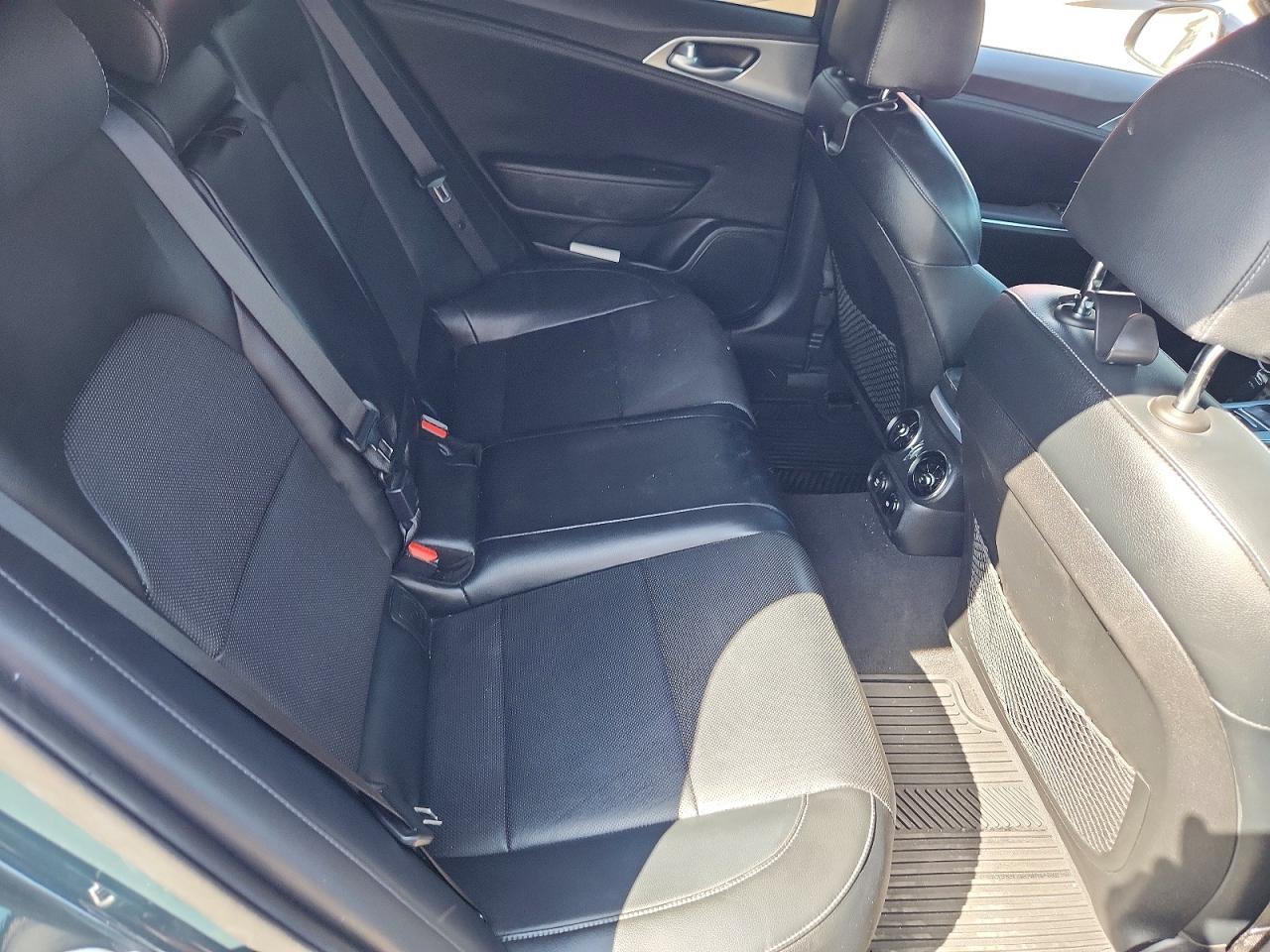 2022 KIA Stinger