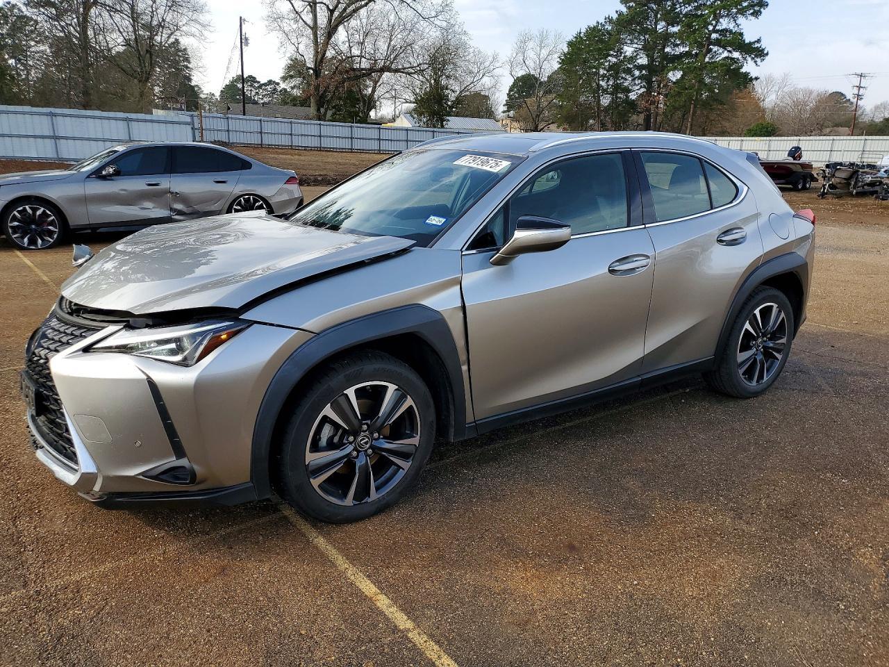 2021 LEXUS UX 200