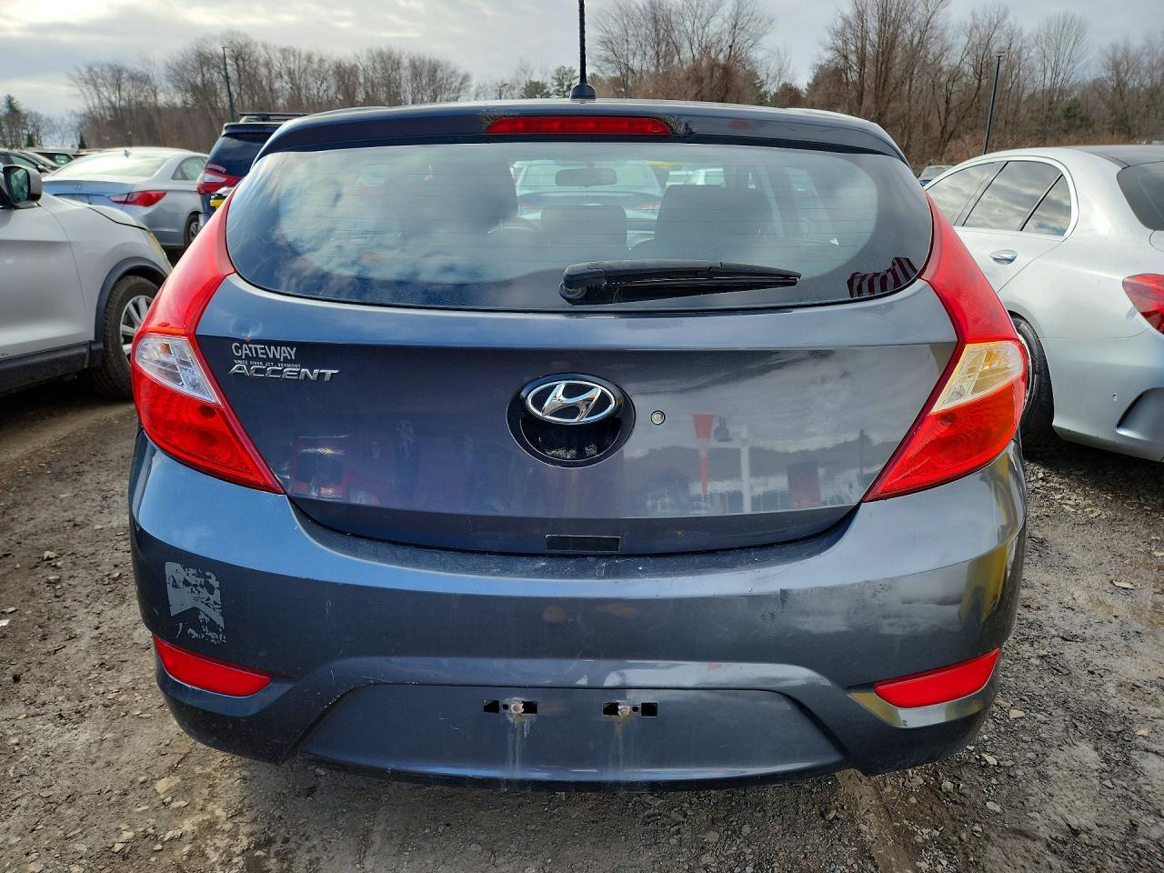 2012 HYUNDAI ACCENT