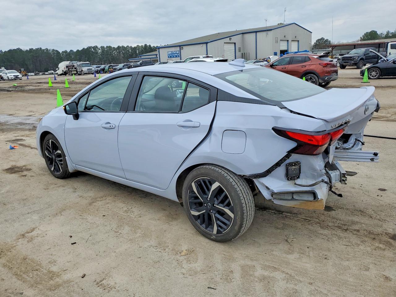 2024 NISSAN VERSA