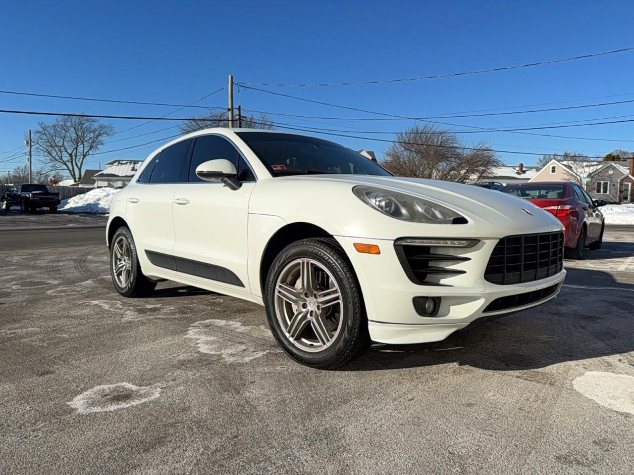 2015 PORSCHE Macan