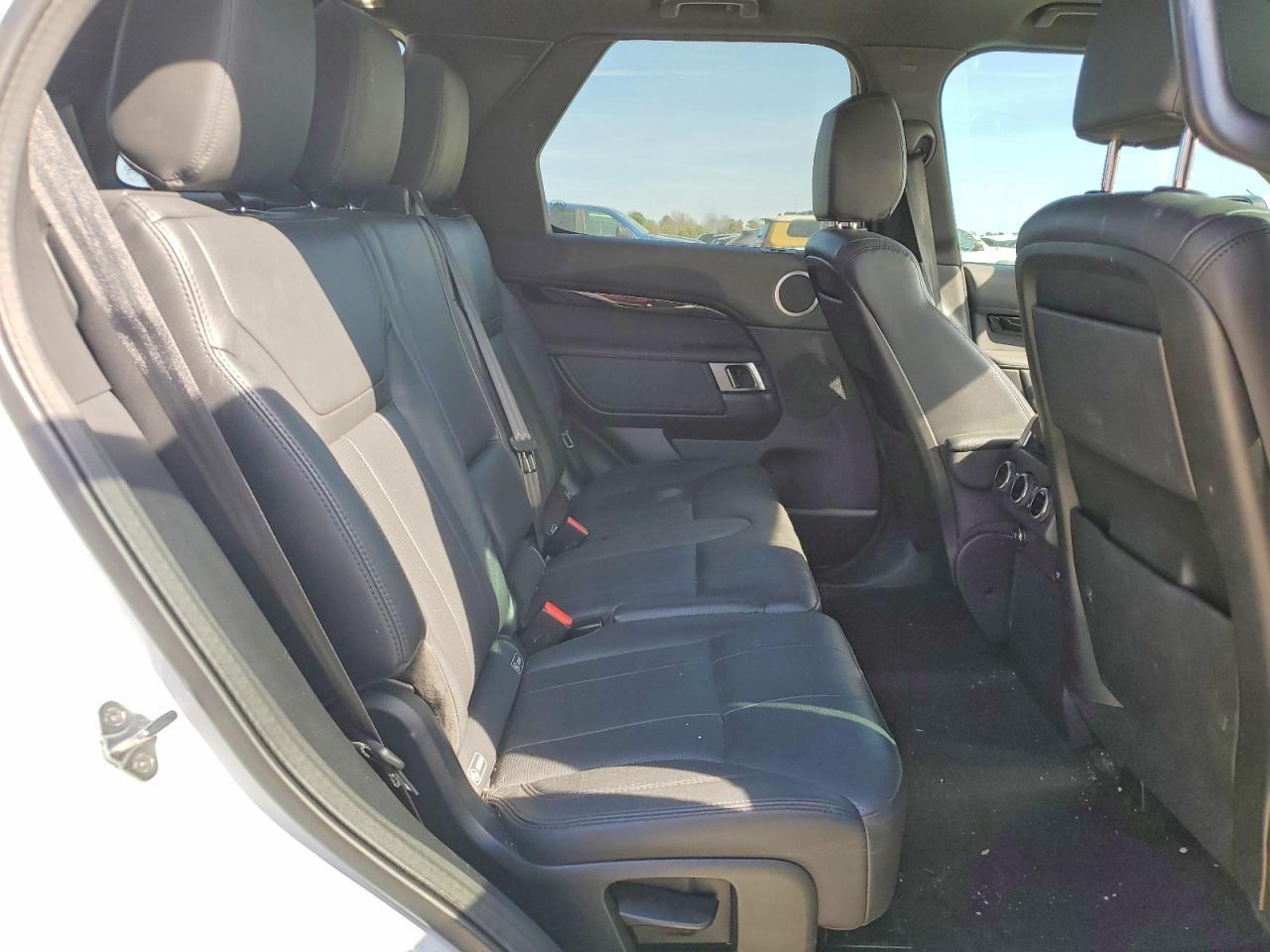2019 LAND ROVER Discovery