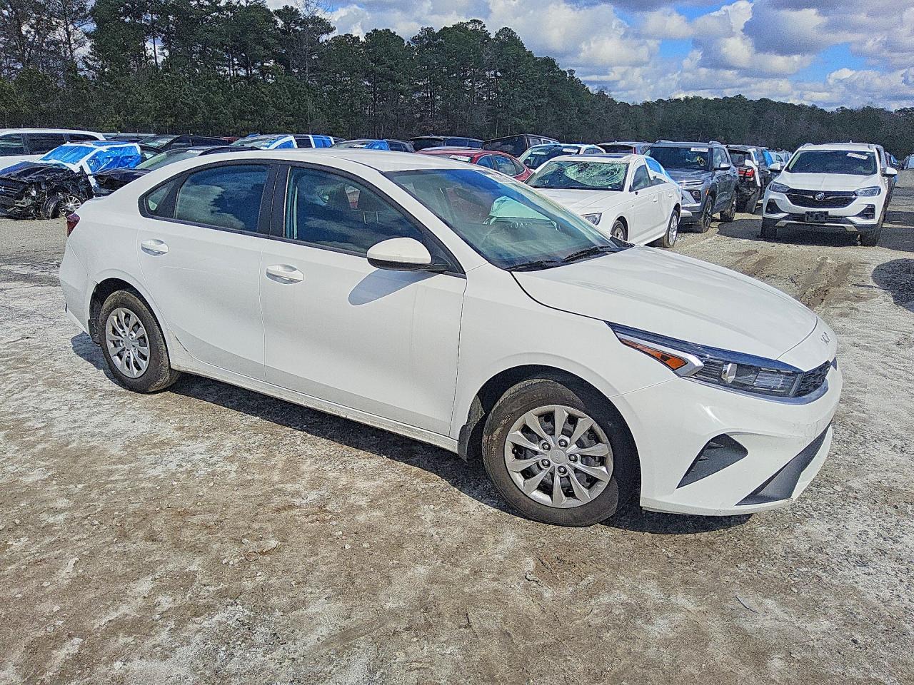2024 KIA FORTE