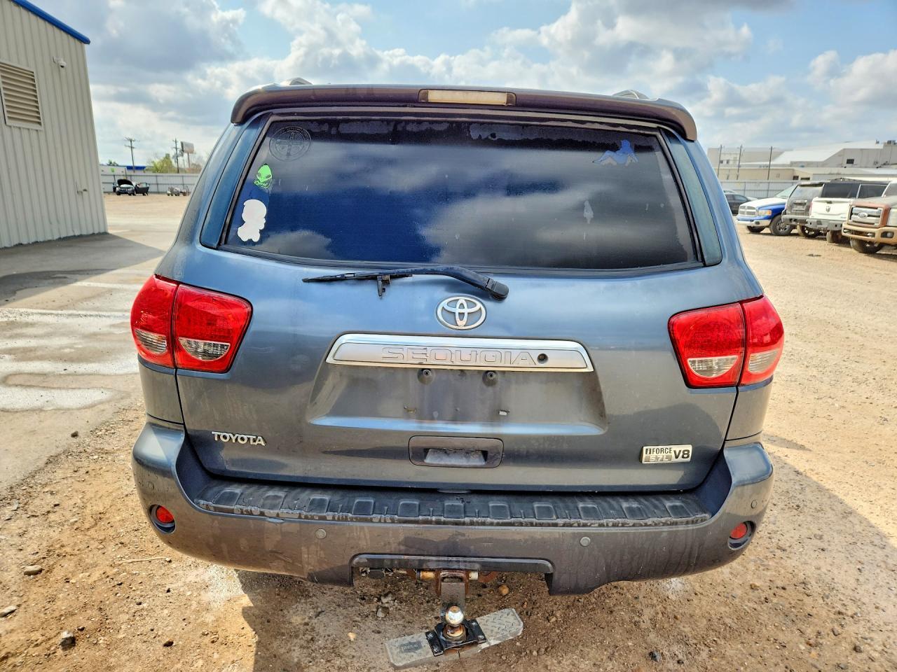 2008 TOYOTA Sequoia