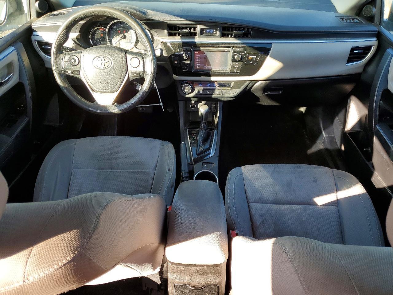 2015 TOYOTA COROLLA