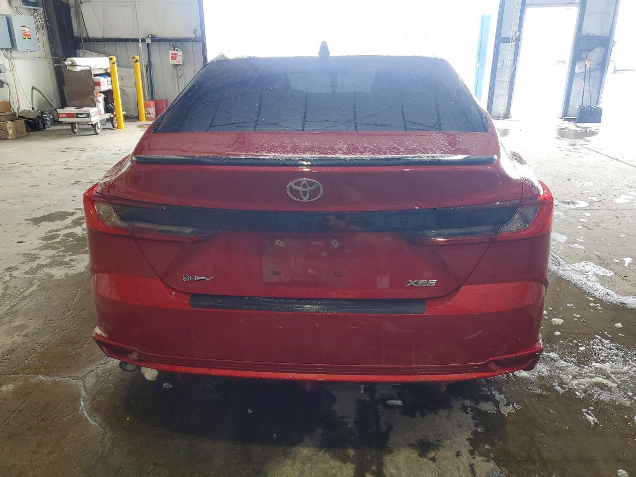 2025 TOYOTA CAMRY
