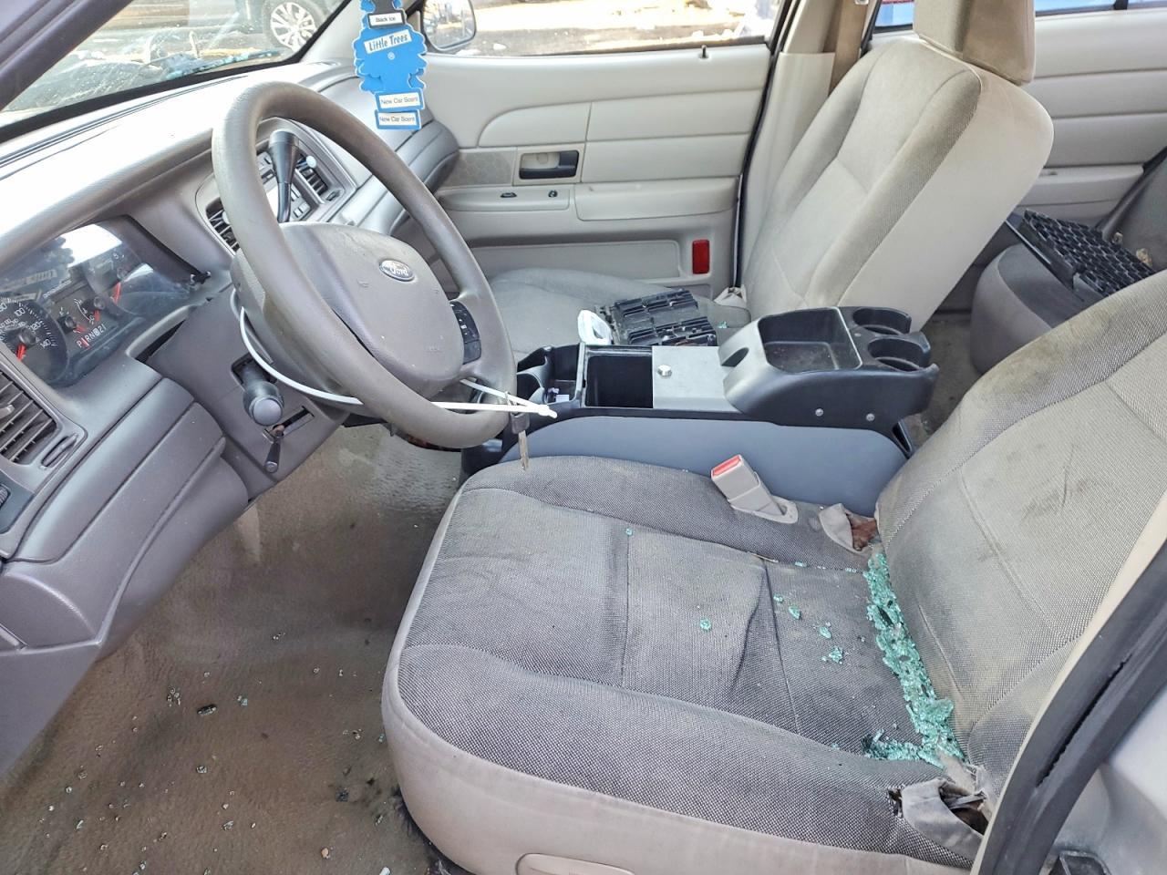 2008 FORD Crown Victoria