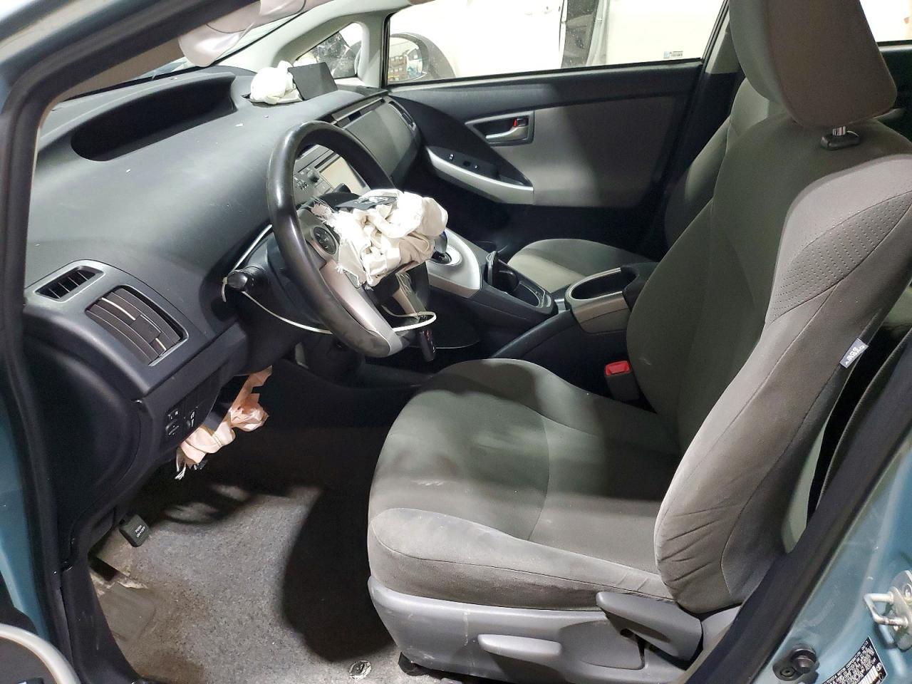 2013 TOYOTA PRIUS