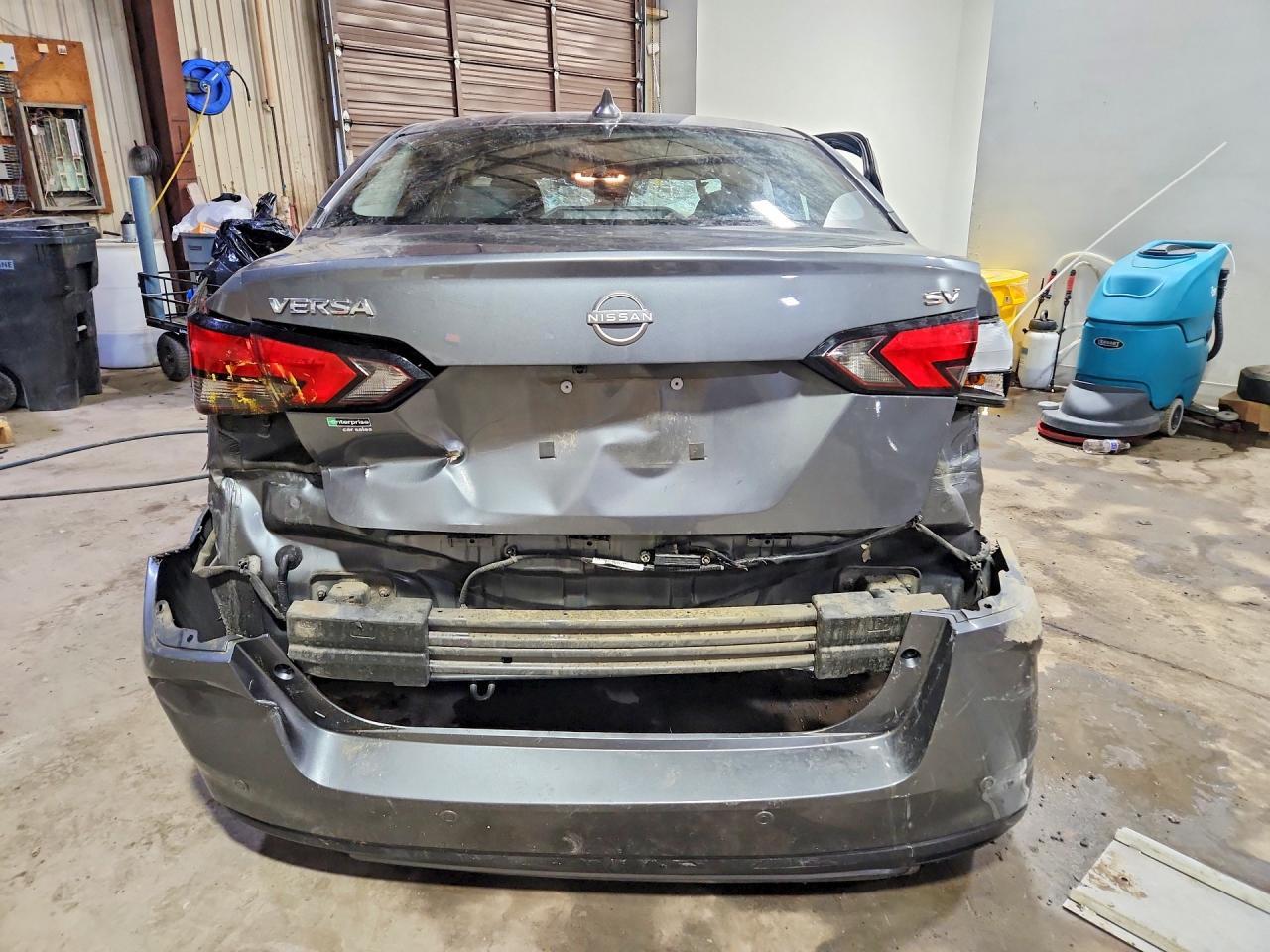 2024 NISSAN VERSA