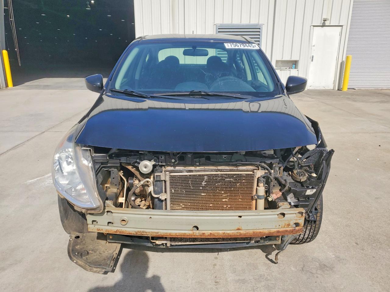 2017 NISSAN VERSA