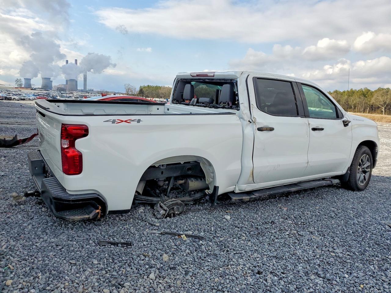 2025 CHEVROLET Silverado