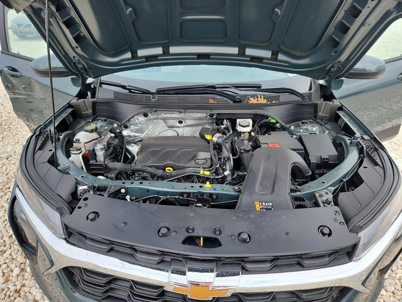 2025 CHEVROLET TRAX