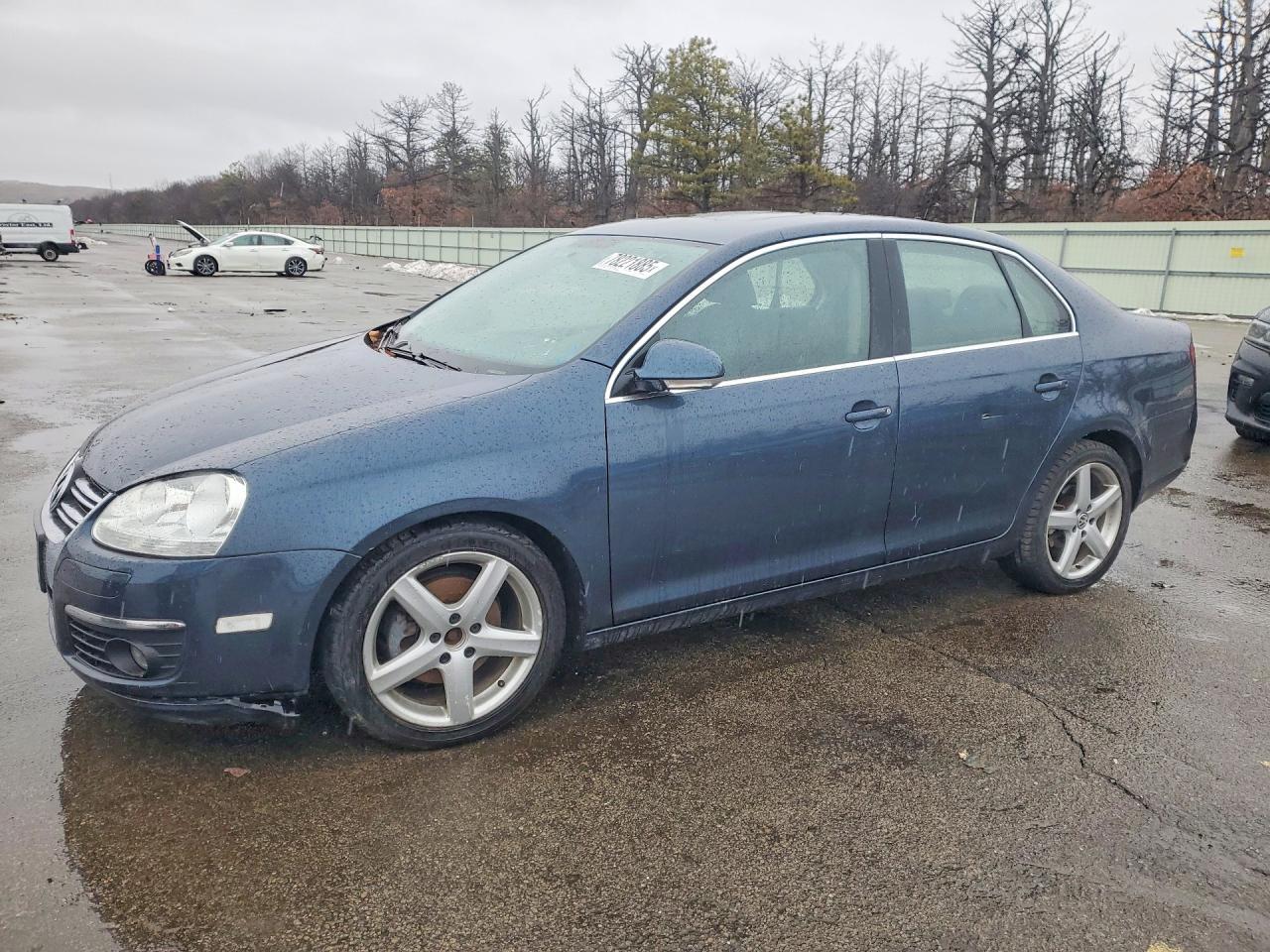 2010 VOLKSWAGEN JETTA